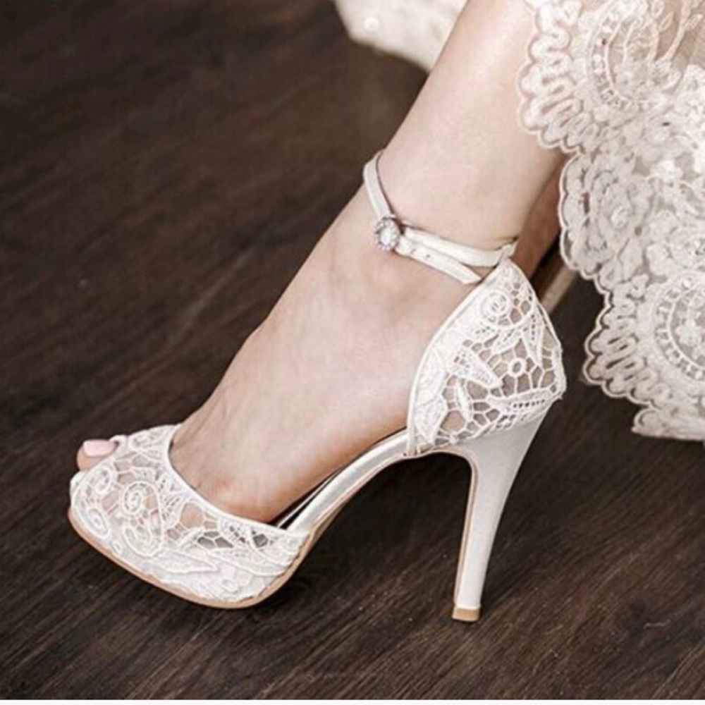White Lace Peep Toe Platform Ankle Strap Pumps